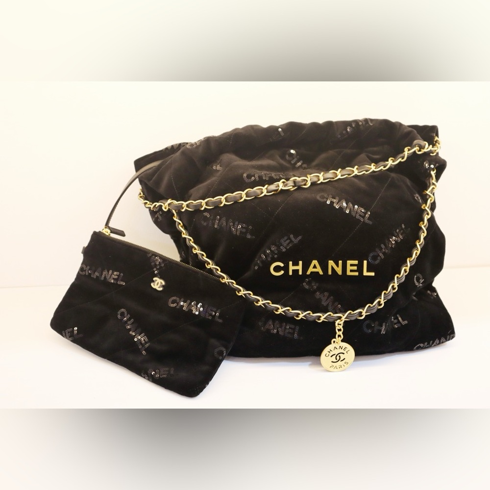 Chanel Black and Gold Quilted Shoulder Bag